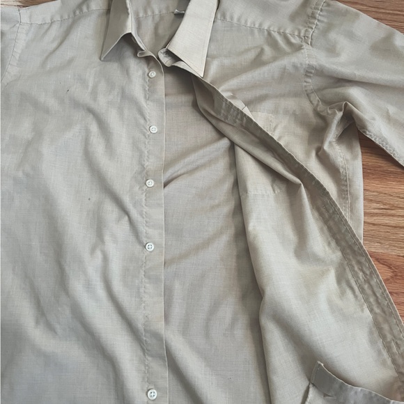 beige/tan pierre cardin button up - Picture 4 of 4